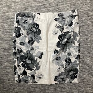 .140 Apt. 9 Black and White Grey Floral Mini Aline Skirt